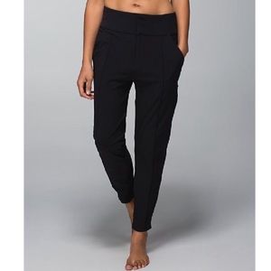 Lululemon Black Departure Trouser Pants Slouch Fit
